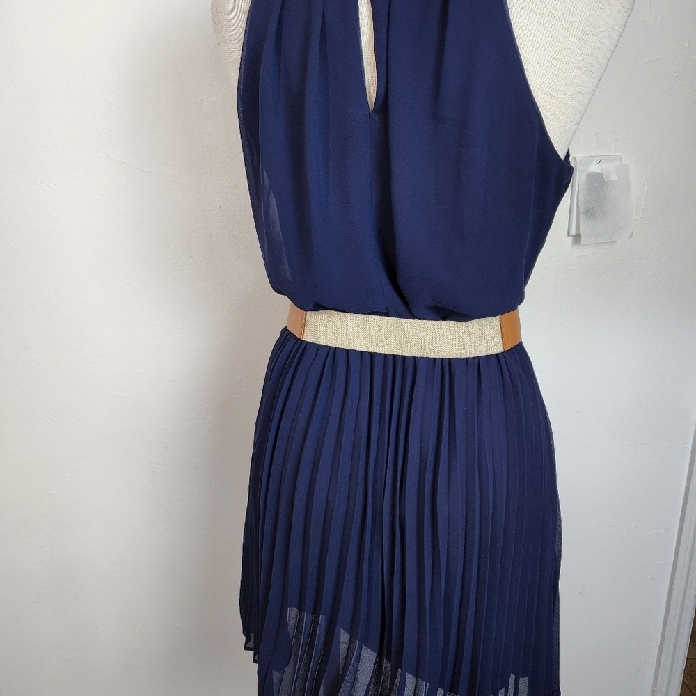 A. BYER Blue Pleated Scoop Neck Dress Size M - Picture 3 of 9